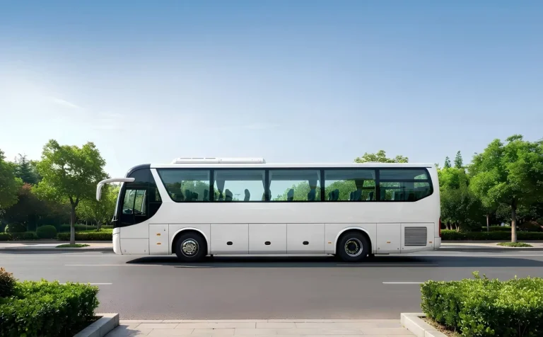 Ônibus para locação - Image 02 (January 31, 2026)