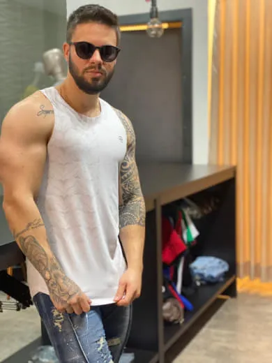 Calça mom jeans feminina - Image 01 (February 2, 2026)