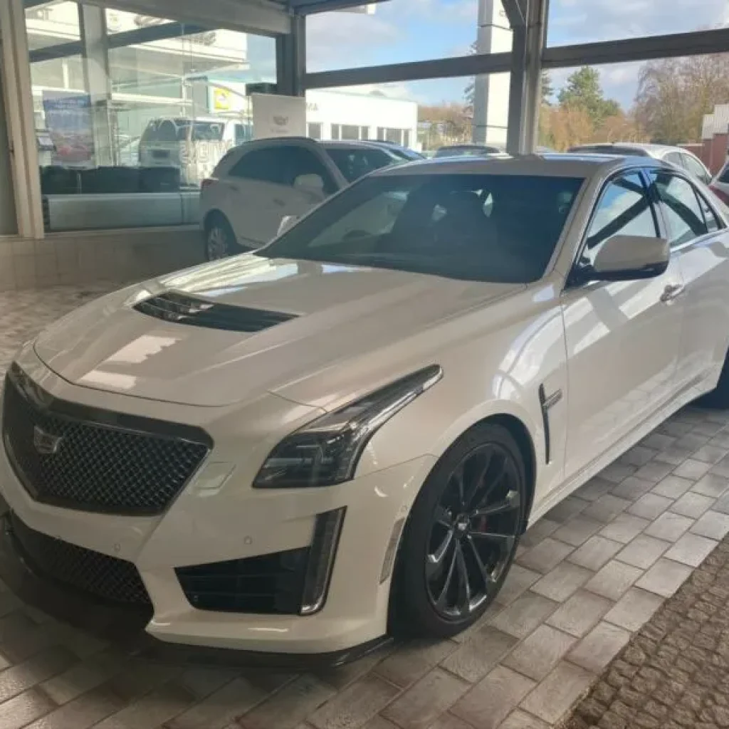 Range Rover - Image 04 (March 17, 2026)