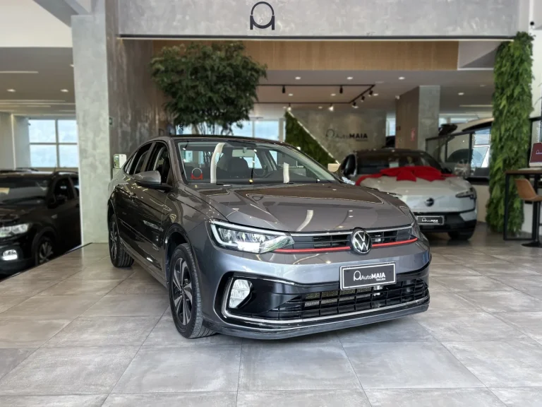 Range Rover - Image 01 (March 13, 2026)