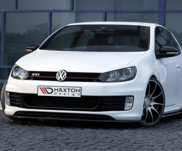 Range Rover - Image 01 (March 13, 2026)