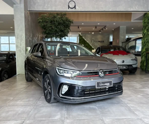 Range Rover - Image 01 (March 13, 2026)