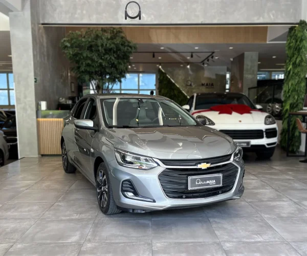 Range Rover - Image 02 (March 13, 2026)