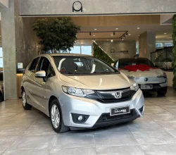 Range Rover - Image 06 (March 13, 2026)